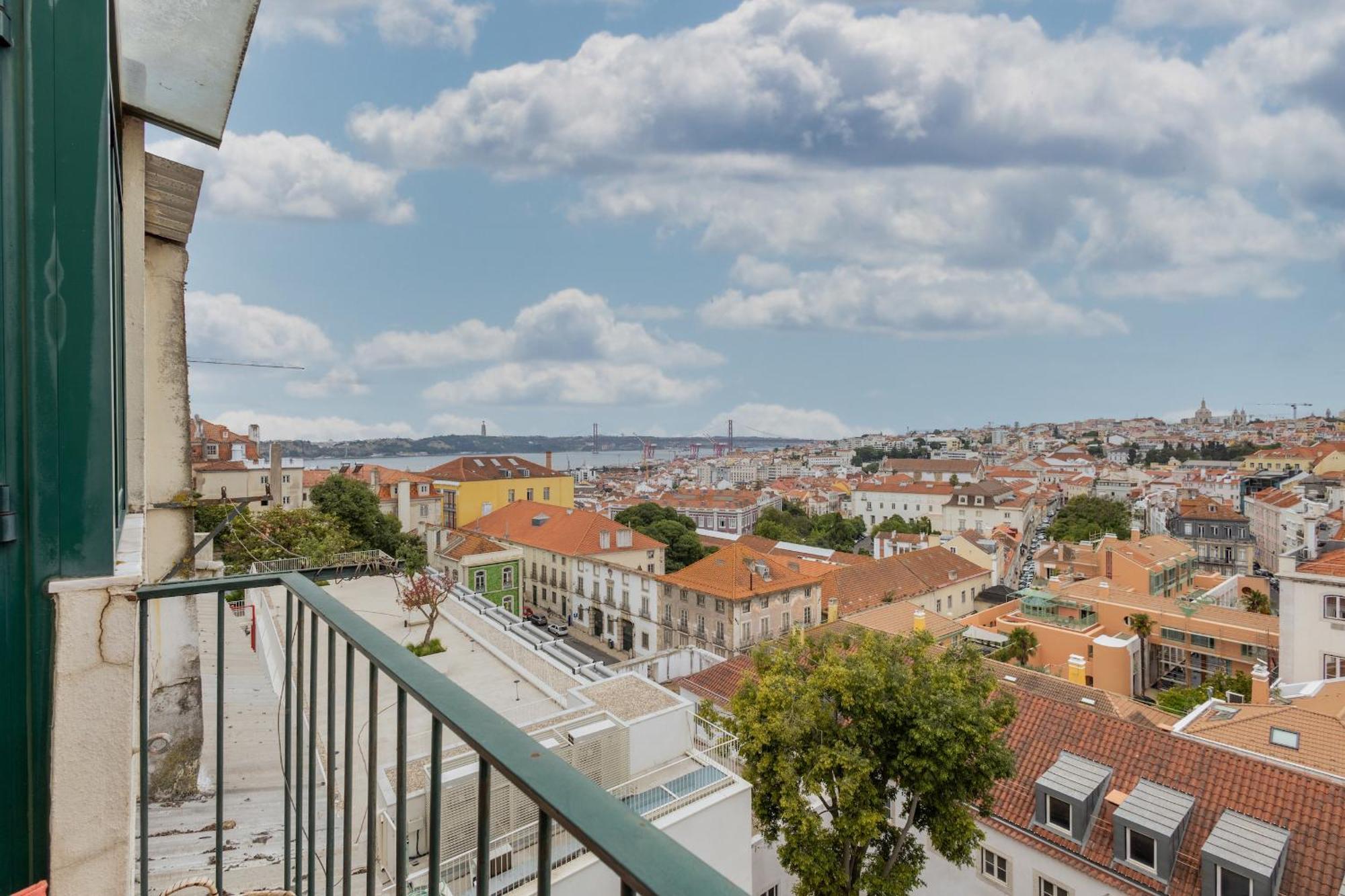 Beguest Bairro Alto City View Apartment Lisboa المظهر الخارجي الصورة